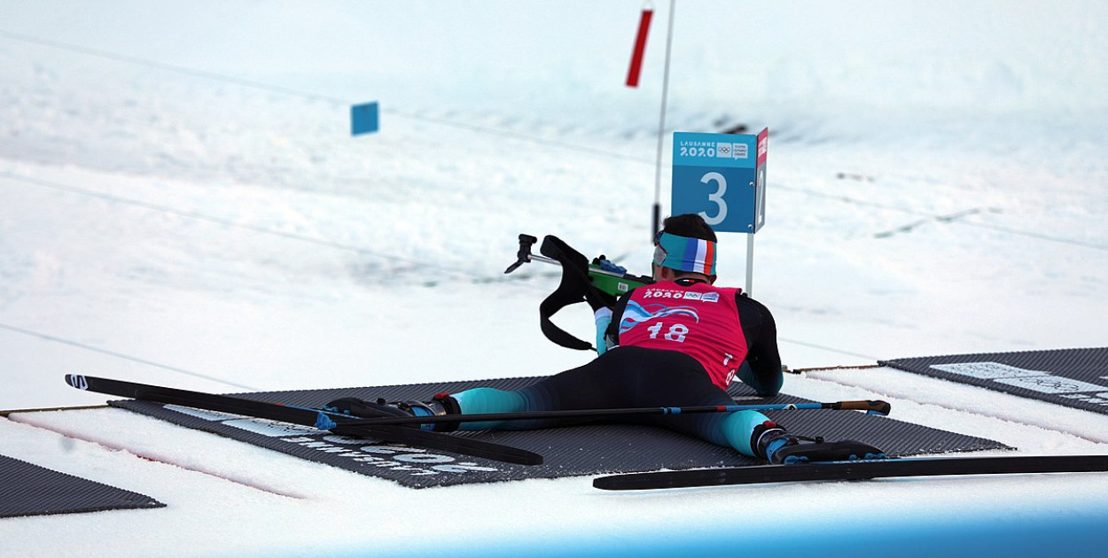 <a href="https://commons.wikimedia.org/wiki/File:Biathlon_at_the_2020_Winter_Youth_Olympics_%E2%80%93_Boys%27_individual_0082.jpg">Marcus Cyron, Wikimedia Commons, CC BY-SA 4.0</a>, <a href="https://creativecommons.org/licenses/by-sa/4.0">CC BY-SA 4.0</a>, via Wikimedia Commons