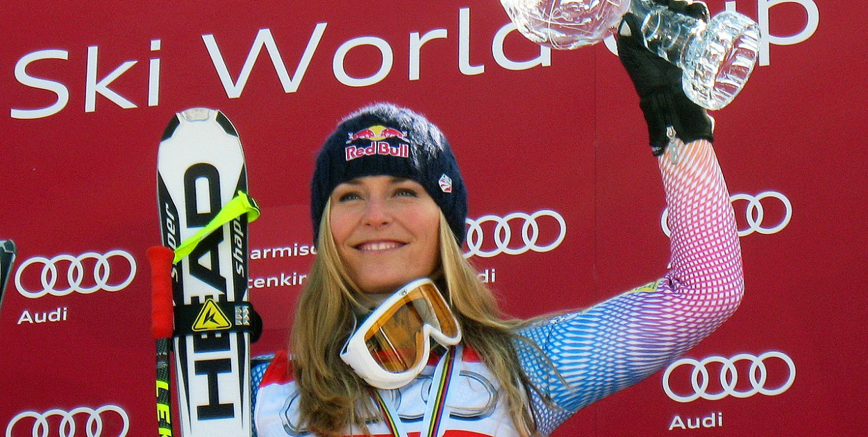 <a href="https://commons.wikimedia.org/wiki/File:Lindsey_Vonn_wins_World_Cup_Downhill_globe_2010.jpg">U.S. Ski Team</a>, <a href="https://creativecommons.org/licenses/by/2.0">CC BY 2.0</a>, via Wikimedia Commons