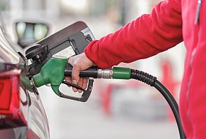 Ceny paliw. Kierowcy nie odczują zmian, eksperci mówią o "napiętej sytuacji"-133479