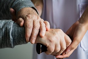 Ponad 2 tys. zł miesięcznie. Seniorzy i ich rodziny czekali na to latami-138104