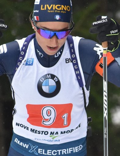Biathlonowa gwiazda znów błyszczy. Vittozzi wygrywa i tonuje emocje-138283