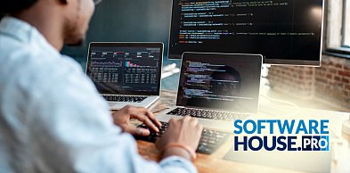 Programiści PHP z Polski – dlaczego biznes wybiera doświadczone zespoły zamiast pr