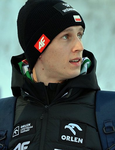 I znów słabe show na skoczni. Wąsek zniesmaczony