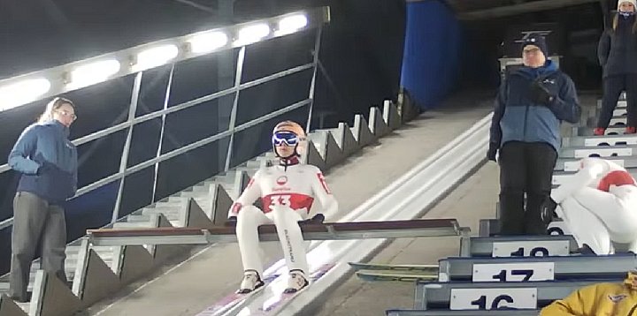 Dawid Kubacki na podium w Engelbergu!-139603