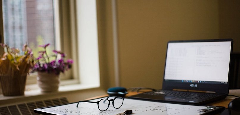 Uporządkuj umowy i faktury w jednym systemie