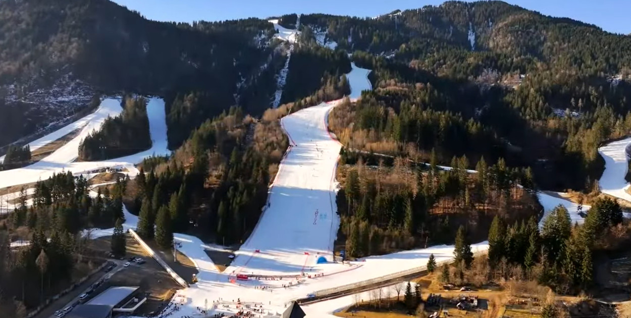 Screen: Youtube - FIS Alpine