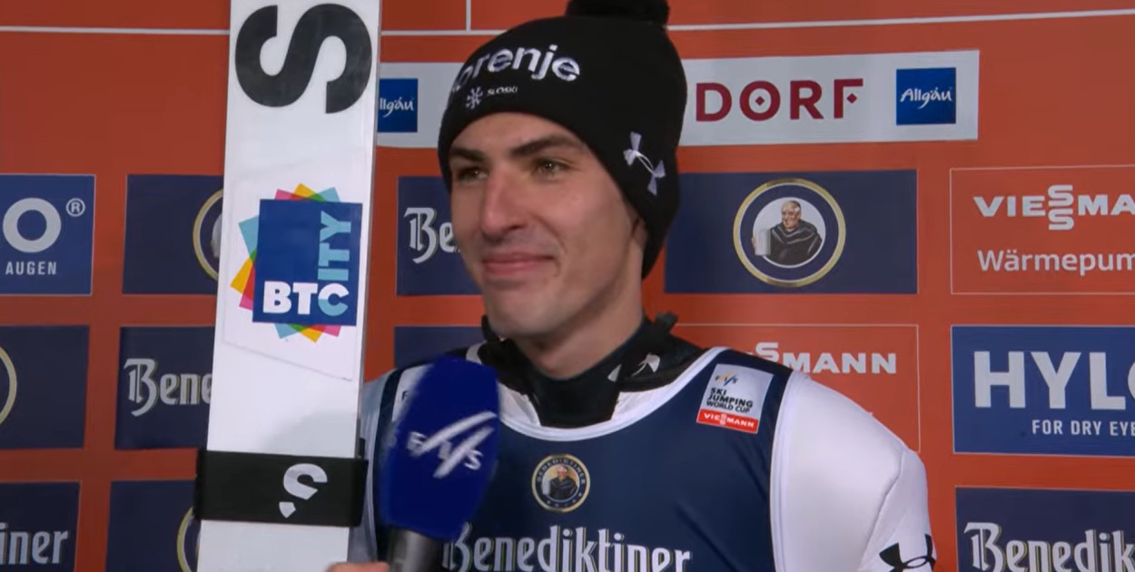 Screen: Youtube - FIS Ski Jumping