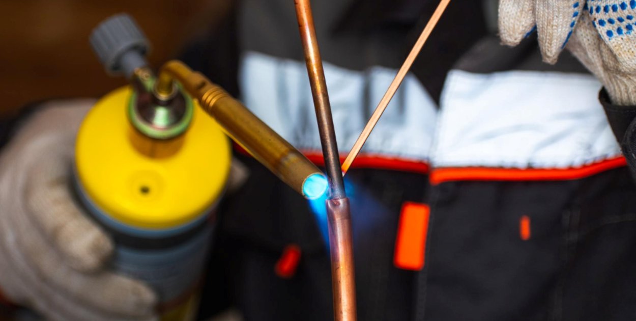 Czym różni się lutowanie miękkie od twardego i kiedy je stosować?